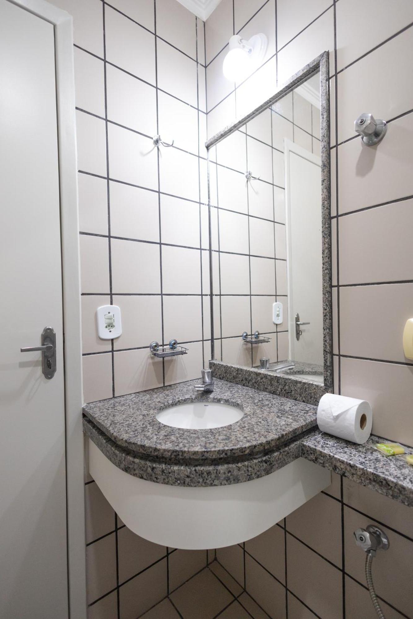 Diroma Fiori Hotel - Bvtur Caldas Novas Zewnętrze zdjęcie